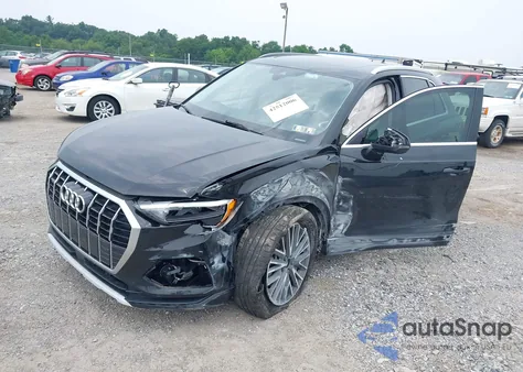 2022 Audi Q3 Premium 40 Tfsi Quattro Tiptronic z USA, uszkodzony, nr VIN WA1AUCF35N1000440